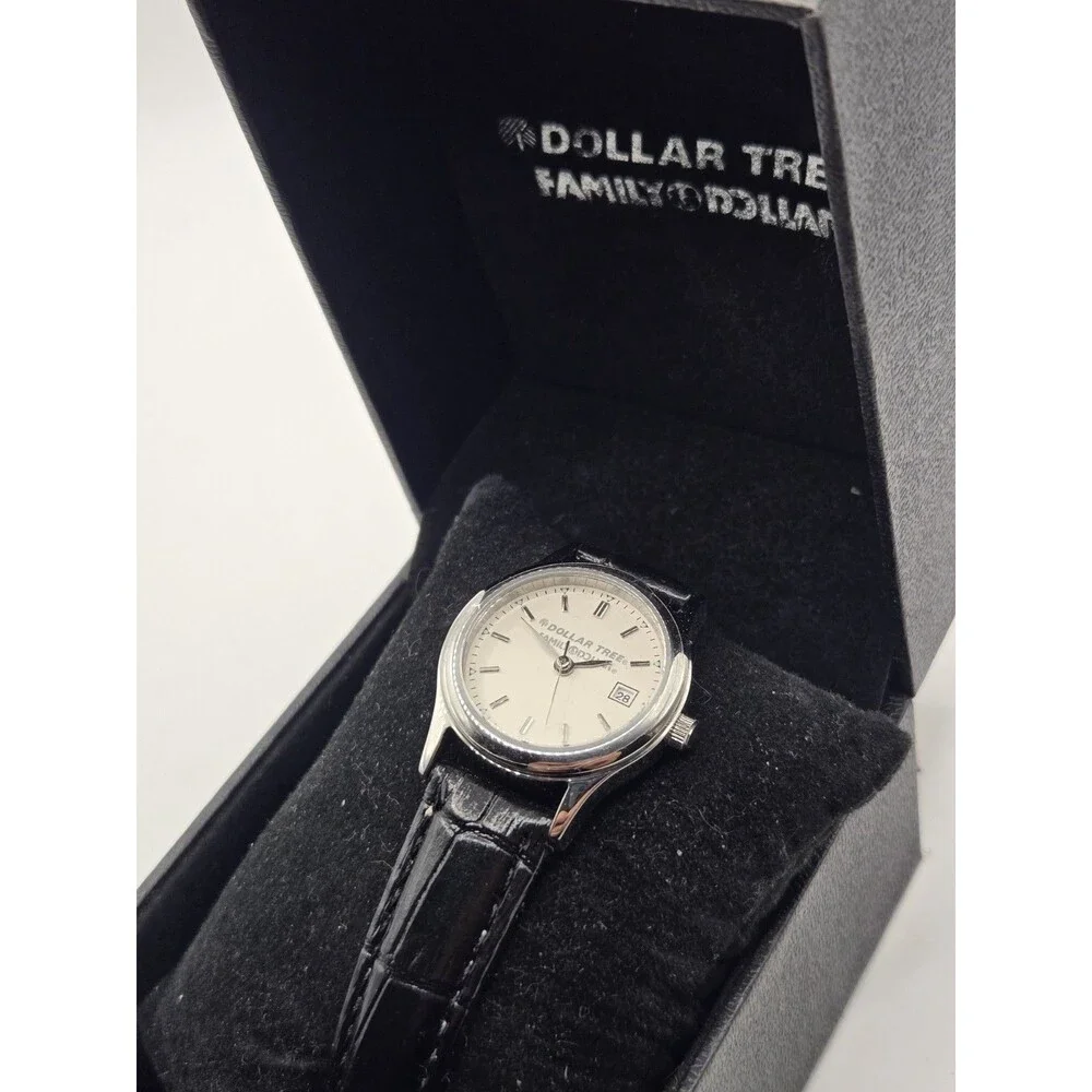 Dollar General / Family Dollar Ladies' Watch. NEW With BOX. New Battery